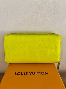 LOUIS VUITTON Damier Facet Yellow Zippy Wallet Long Wallet
